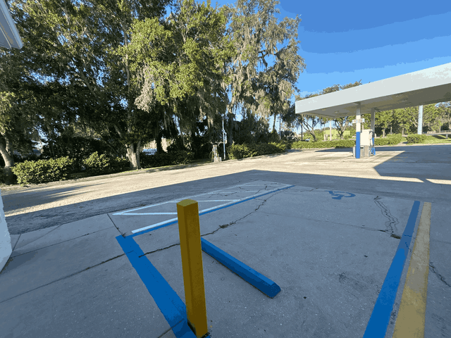 Fresh Stop (2 spaces)