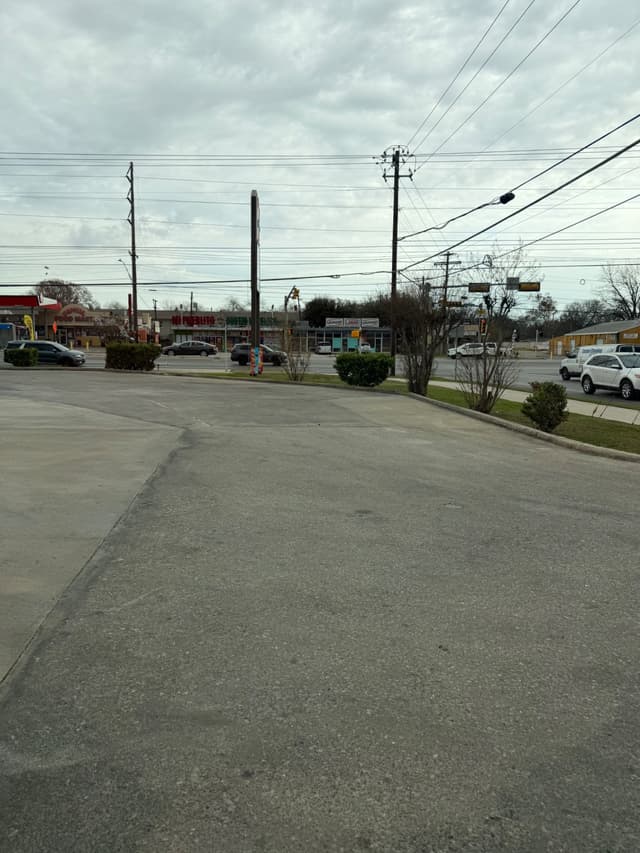 7-11 Food Truck Park