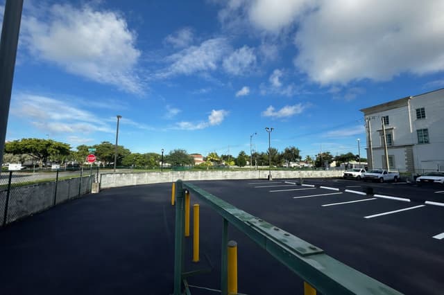 Parking Lot on Us-1 in Hollywood, Fl