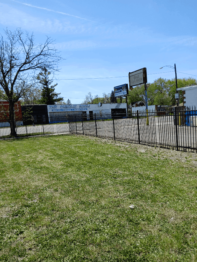 Plymouth Road Fenced Lot